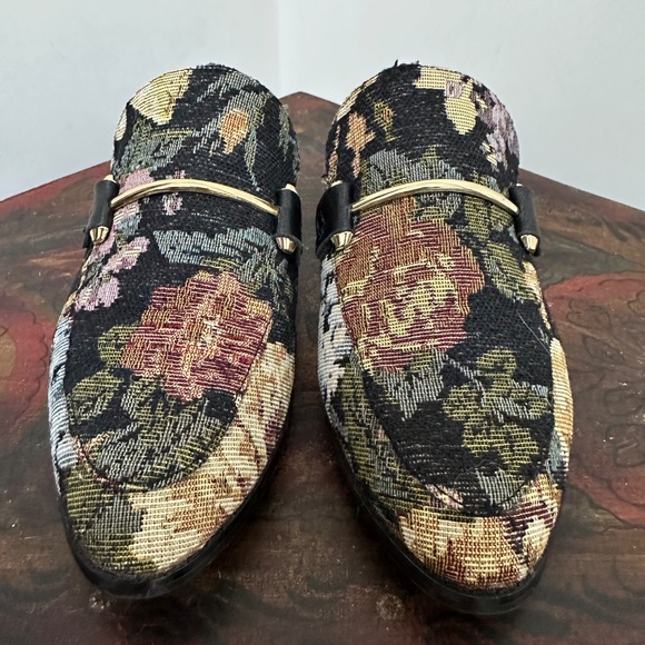 Steve Madden Tapestry Mules - Picture 2 of 6
